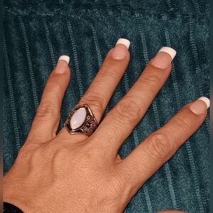 NIB beautiful ring s325